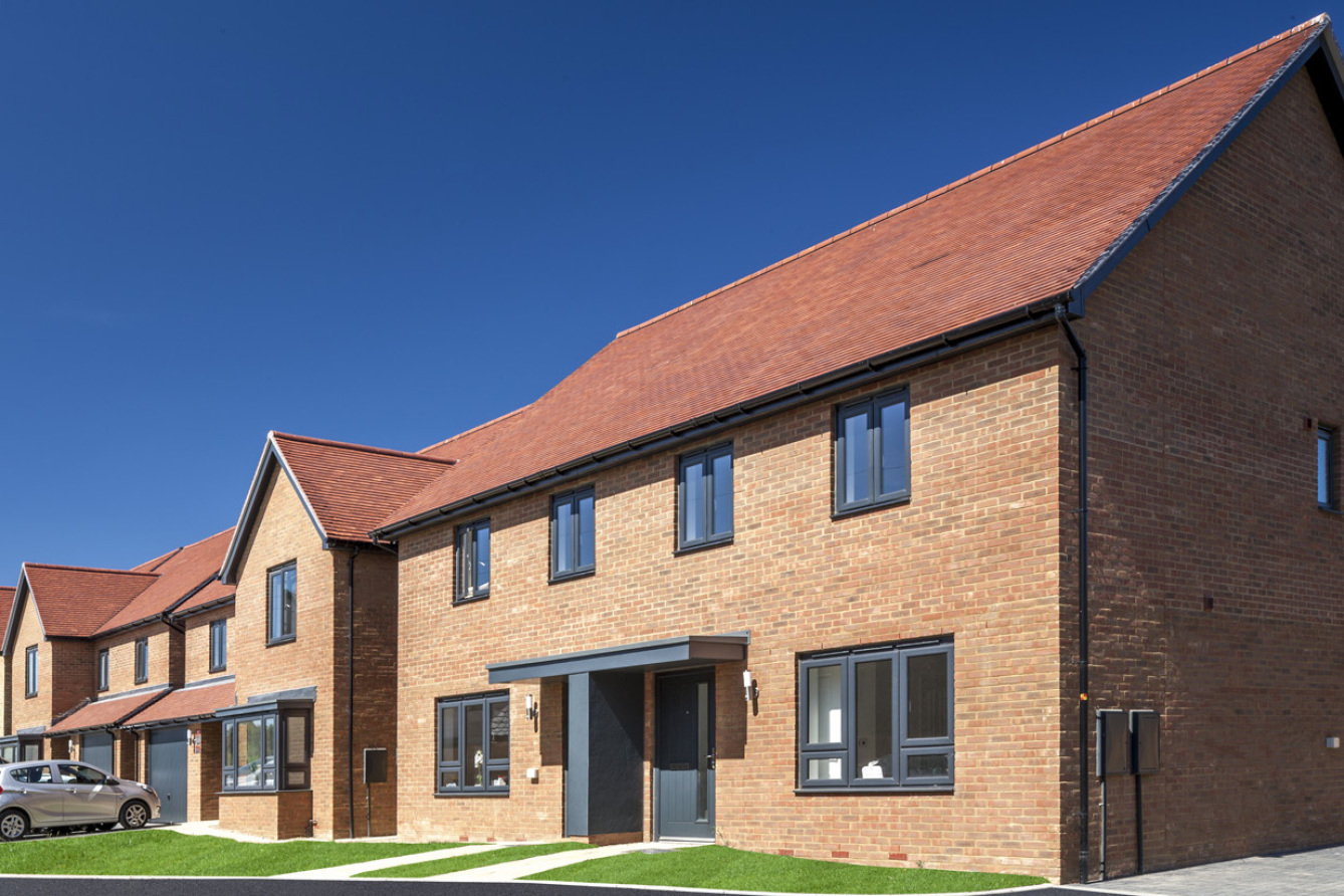 藍莎集團 | 英國置產一站式服務